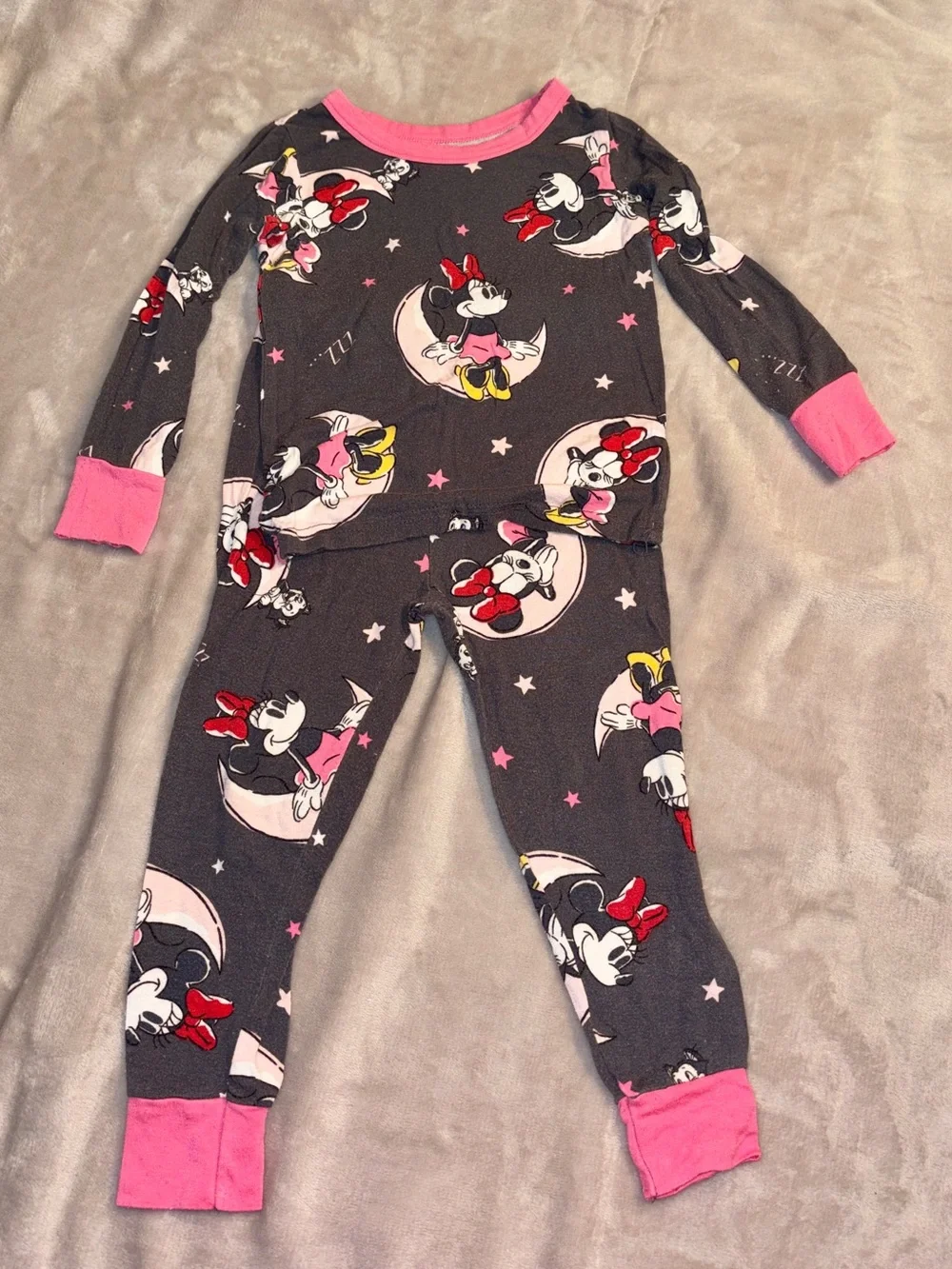 3T Girls Pajama Lot (Disney, Old Navy, Wonder Nation) Long sleeve Minnie Mouse